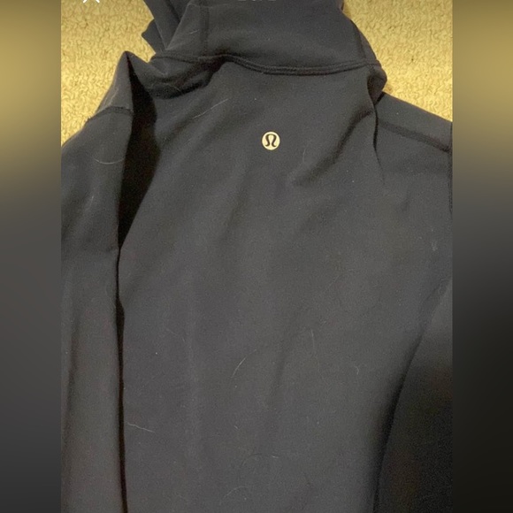 Lululemon jacket - Picture 2 of 2
